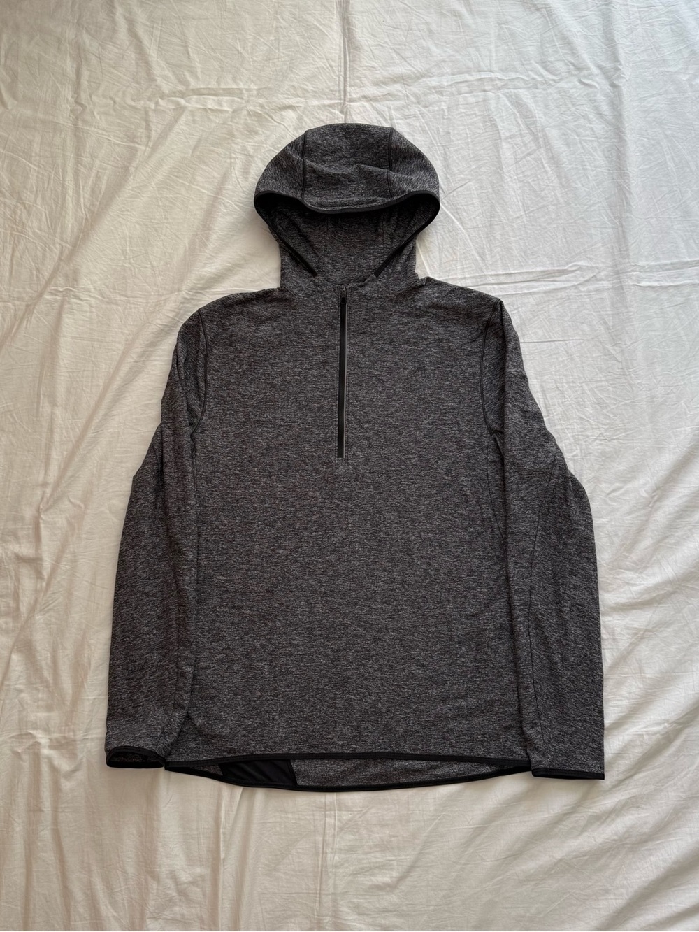 Lululemon lightweight athletic workout hoodie Men’s M